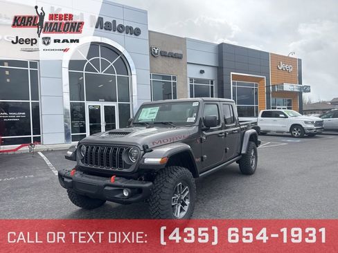 New 2026 Jeep Gladiator Mojave AWD/4WD image 1