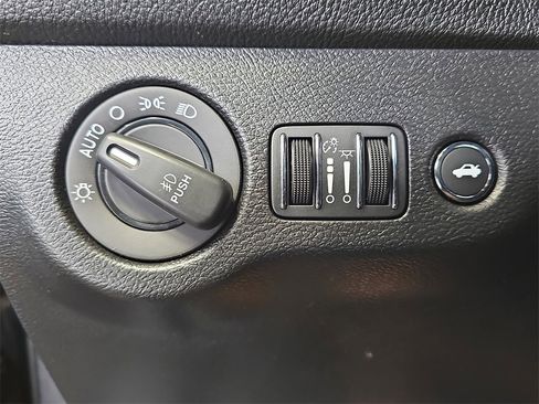 Used 2022 Dodge Challenger SXT w/ Blacktop Package image 23