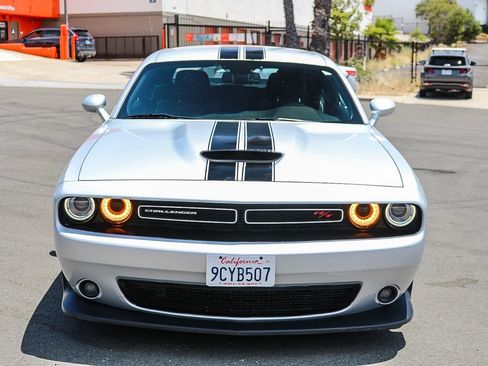 Used 2020 Dodge Challenger R/T RWD image 2
