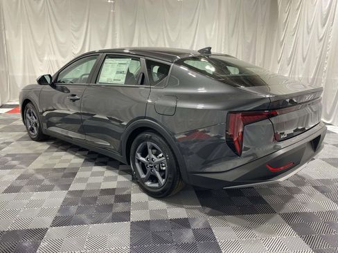 New 2026 Kia K4 FWD image 2