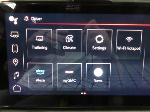 Used 2024 GMC Sierra 2500 Denali w/ Denali Reserve Package image 26