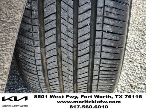 Used 2021 Dodge Charger SXT w/ Blacktop Package RWD image 10