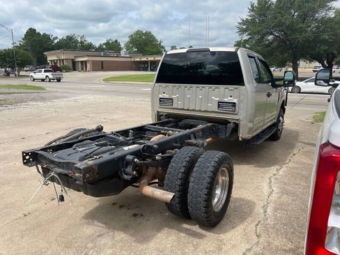 Used 2017 Ford F350 XLT AWD/4WD image 3