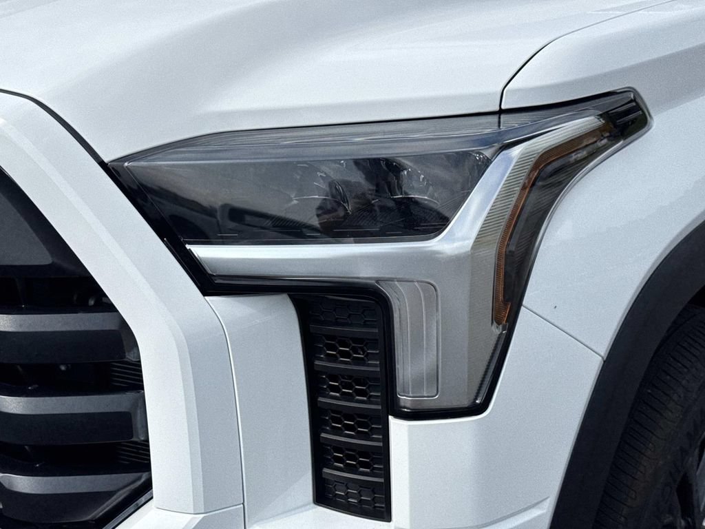 Used 2024 Toyota Tundra SR5 w/ SR5 Convenience Package AWD/4WD image 9