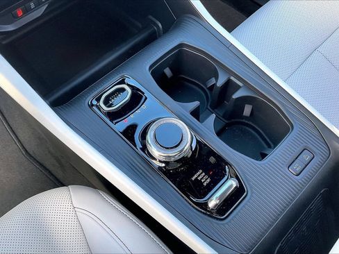 New 2026 Jeep Cherokee Limited AWD/4WD image 28