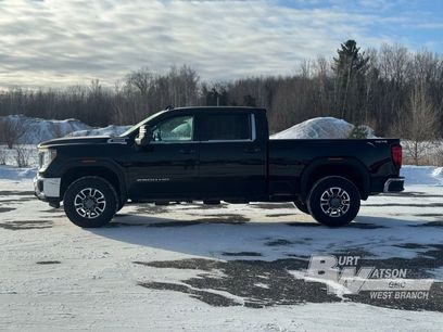 Used 2022 GMC Sierra 2500 SLE w/ SLE Value Package;
