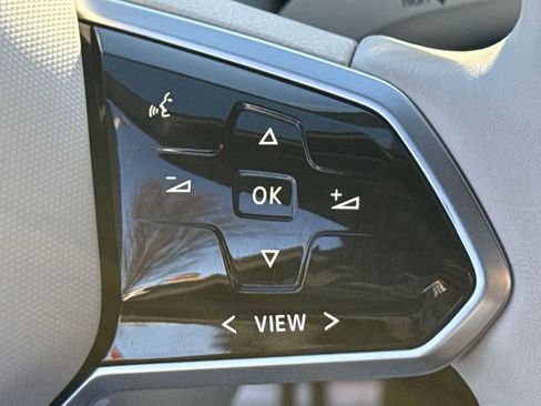 Certified 2021 Volkswagen ID.4 1st Edition image 32