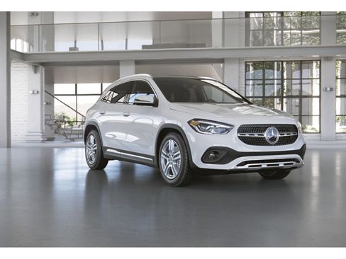 Certified 2023 Mercedes-Benz GLA 250 4MATIC image 39