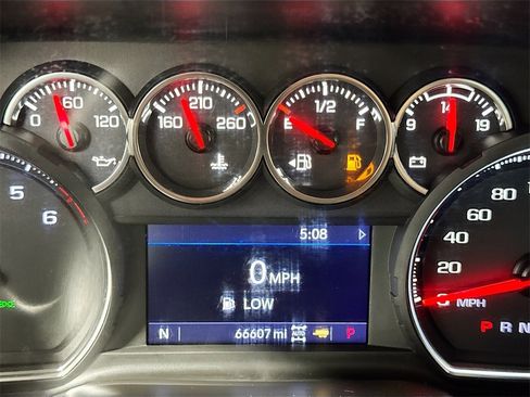 Used 2021 Chevrolet Silverado 1500 LT Trail Boss image 16