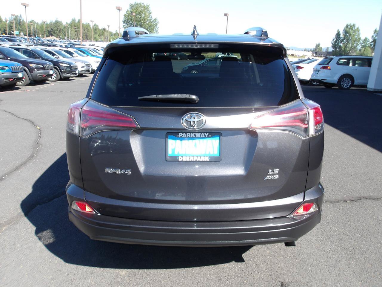 Used 2018 Toyota RAV4 LE w/ All Weather Liner Package AWD/4WD image 4