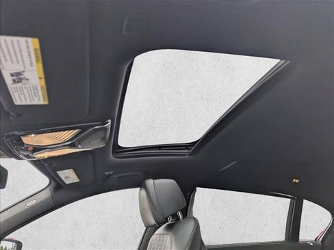 Used 2021 BMW 740i w/ Luxury Rear Seating Package RWD image 22