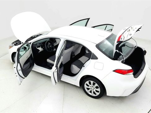 Used 2023 Toyota Corolla LE image 22
