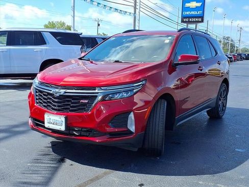 Used 2022 Chevrolet Equinox RS w/ Infotainment Package image 5