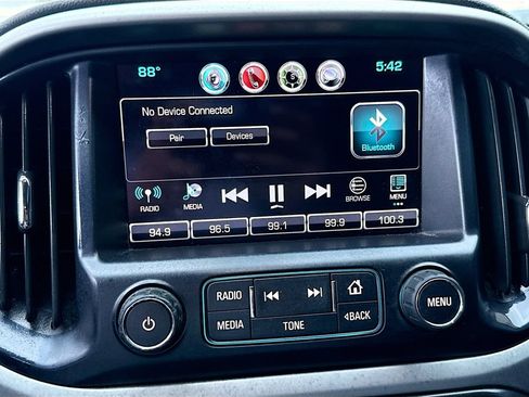 Used 2016 Chevrolet Colorado LT w/ LT Convenience Package RWD image 16