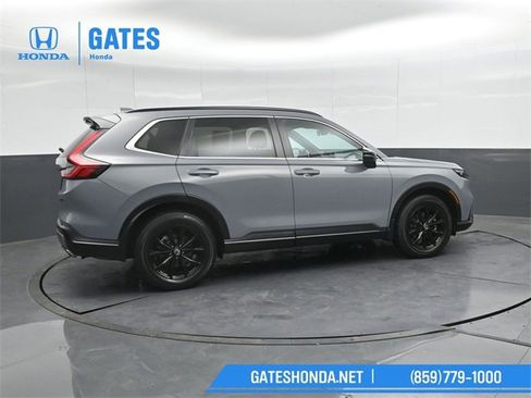Certified 2023 Honda CR-V Sport image 3