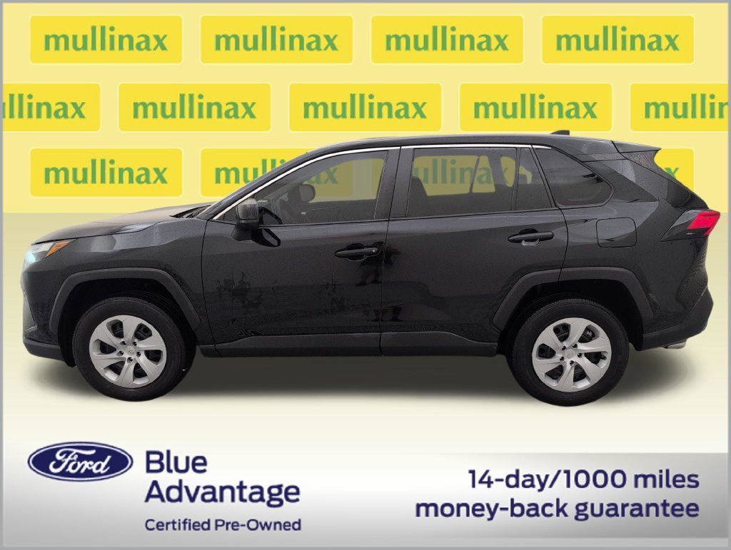 Used 2024 Toyota RAV4 LE FWD image 10