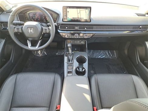 Used 2022 Honda Civic Touring image 13