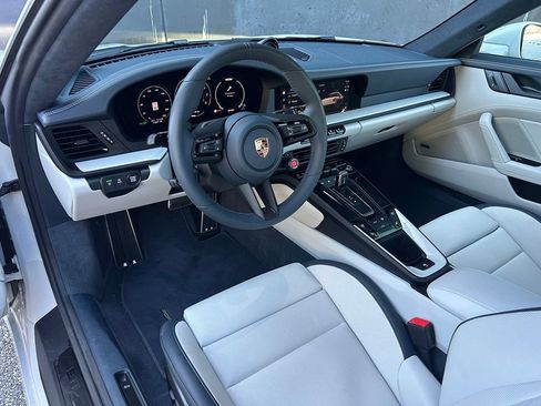 Certified 2026 Porsche 911 Carrera GTS RWD image 20
