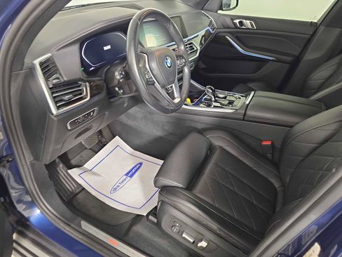 Used 2023 BMW X5 xDrive45e image 11