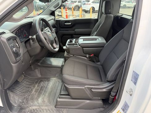 Used 2025 Chevrolet Silverado 1500 W/T RWD image 10