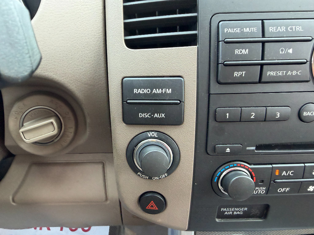 Used 2011 Nissan Pathfinder Silver w/ Protection Pkg AWD/4WD image 22