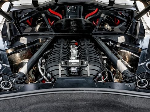 Used 2024 Chevrolet Corvette Z06 RWD image 41