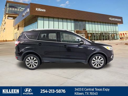 Used 2017 Ford Escape Titanium w/ Equipment Group 301A image 9