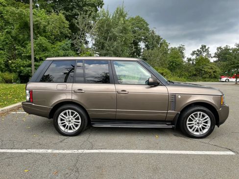 Used 2012 Land Rover Range Rover HSE AWD/4WD image 4