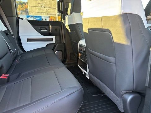 New 2025 GMC Hummer EV 3X AWD/4WD image 59
