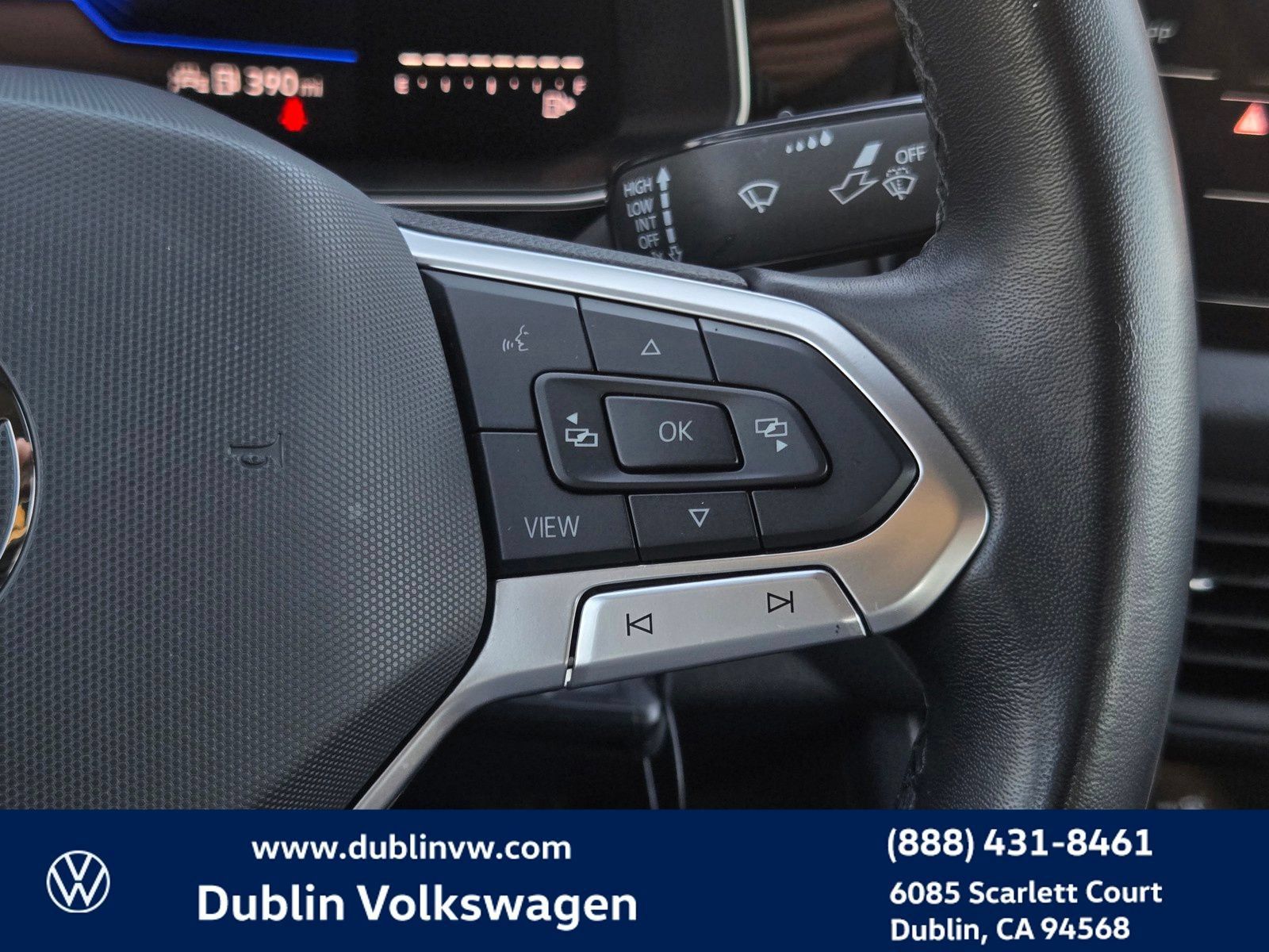 Certified 2025 Volkswagen Jetta Sport FWD image 19