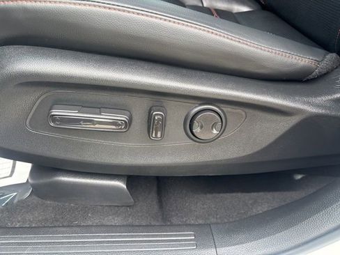 Used 2024 Honda CR-V Sport Touring image 10