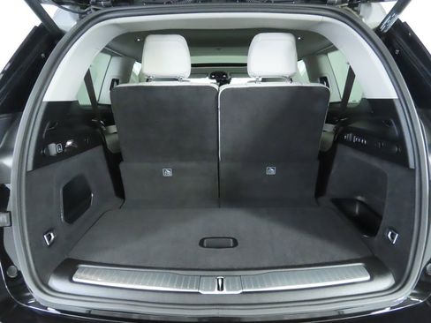 Used 2021 Jeep Grand Cherokee L Overland w/ Luxury Tech Group IV image 30