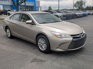 Used 2017 Toyota Camry LE FWD video 2