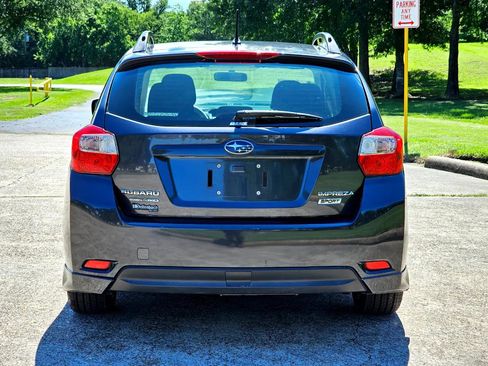 Used 2014 Subaru Impreza 2.0i Sport Premium image 8