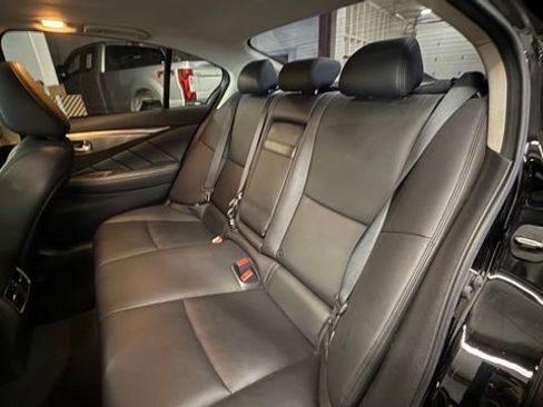 Used 2016 INFINITI Q50 3.0t Premium w/ Driver Assistance Package AWD/4WD image 22