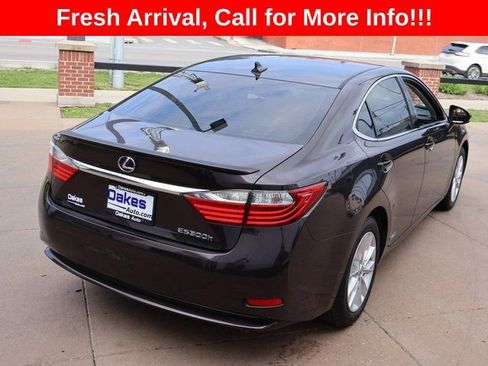 Used 2013 Lexus ES 300h w/ Luxury Pkg FWD image 6