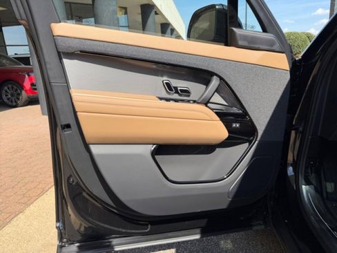 New 2026 Land Rover Range Rover Sport SE AWD/4WD image 20