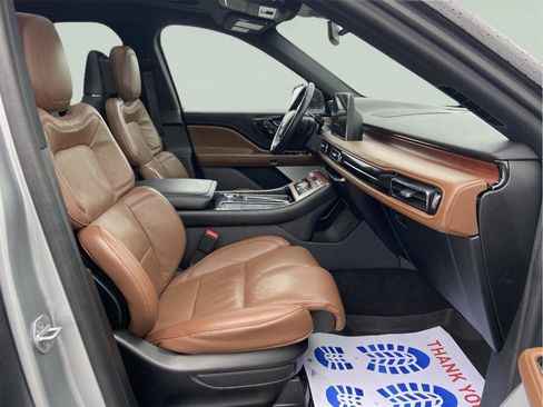 Used 2023 Lincoln Aviator Reserve w/ Equipment Group 201A AWD/4WD image 45