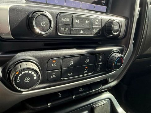 Used 2018 GMC Sierra 1500 SLE w/ SLE Preferred Package RWD image 38