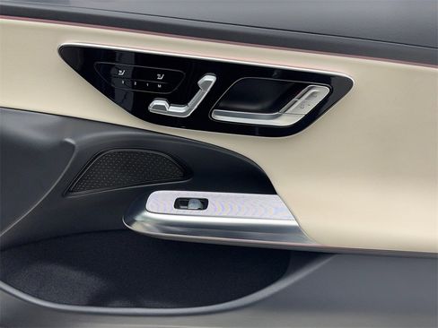 Used 2025 Mercedes-Benz E 350 Sedan w/ Winter Package image 52