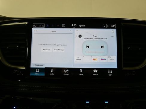 Used 2025 Chrysler Pacifica Select w/ Fav Edition Package image 29