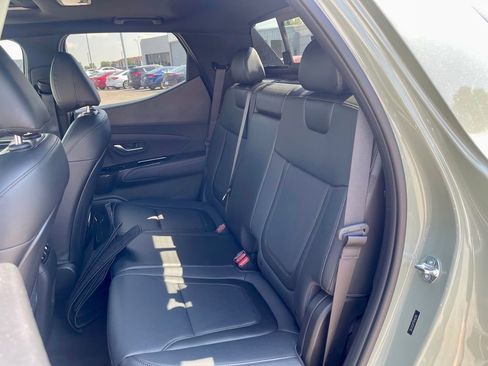 Used 2024 Hyundai Santa Cruz Limited image 35