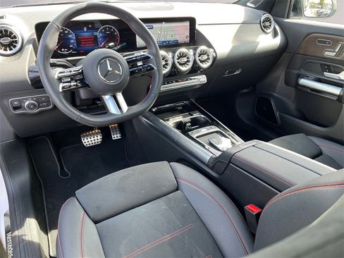 Certified 2025 Mercedes-Benz GLA 250 GLA 250 image 10