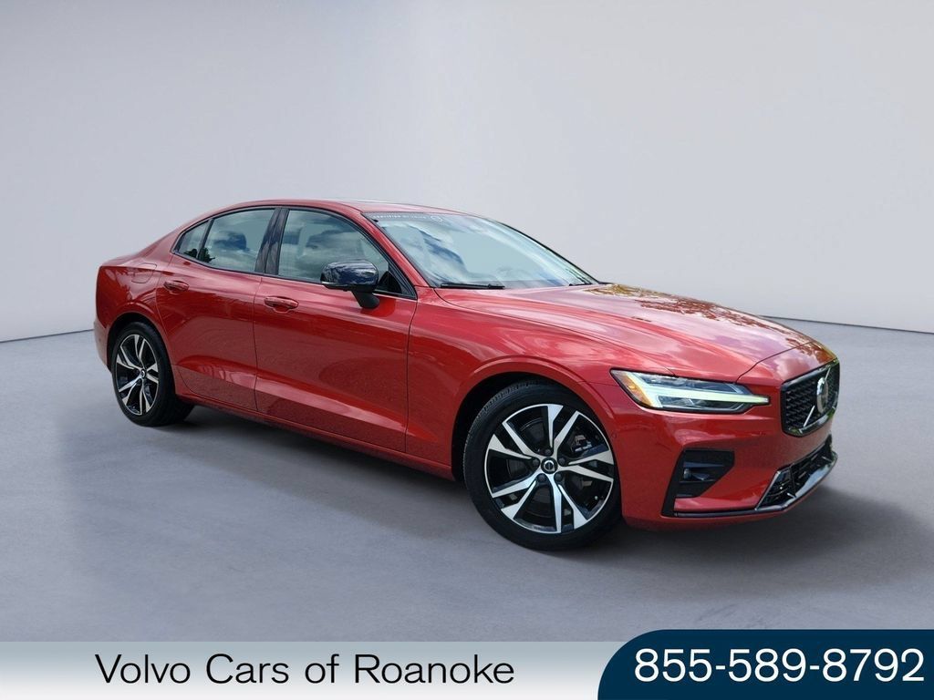 Certified 2024 Volvo S60 B5 Plus AWD/4WD image 1