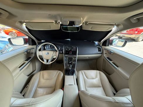 Used 2016 Volvo XC60 T5 Premier image 45
