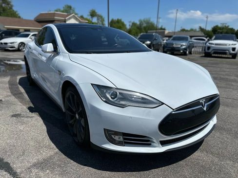 Used 2014 Tesla Model S image 4