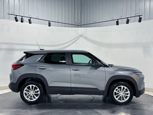 Used 2024 Chevrolet TrailBlazer LS w/ LS Convenience Package AWD/4WD image 10