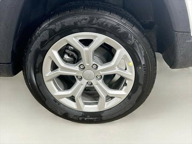 Certified 2024 Jeep Compass Sport AWD/4WD image 39