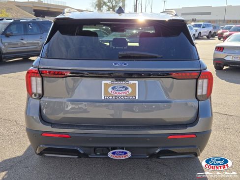 New 2026 Ford Explorer ST-Line w/ Premium Package image 4