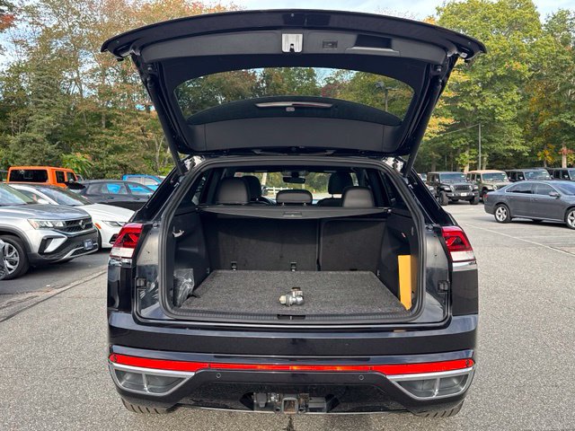 Used 2023 Volkswagen Atlas Cross Sport SEL Premium R-Line AWD/4WD image 21